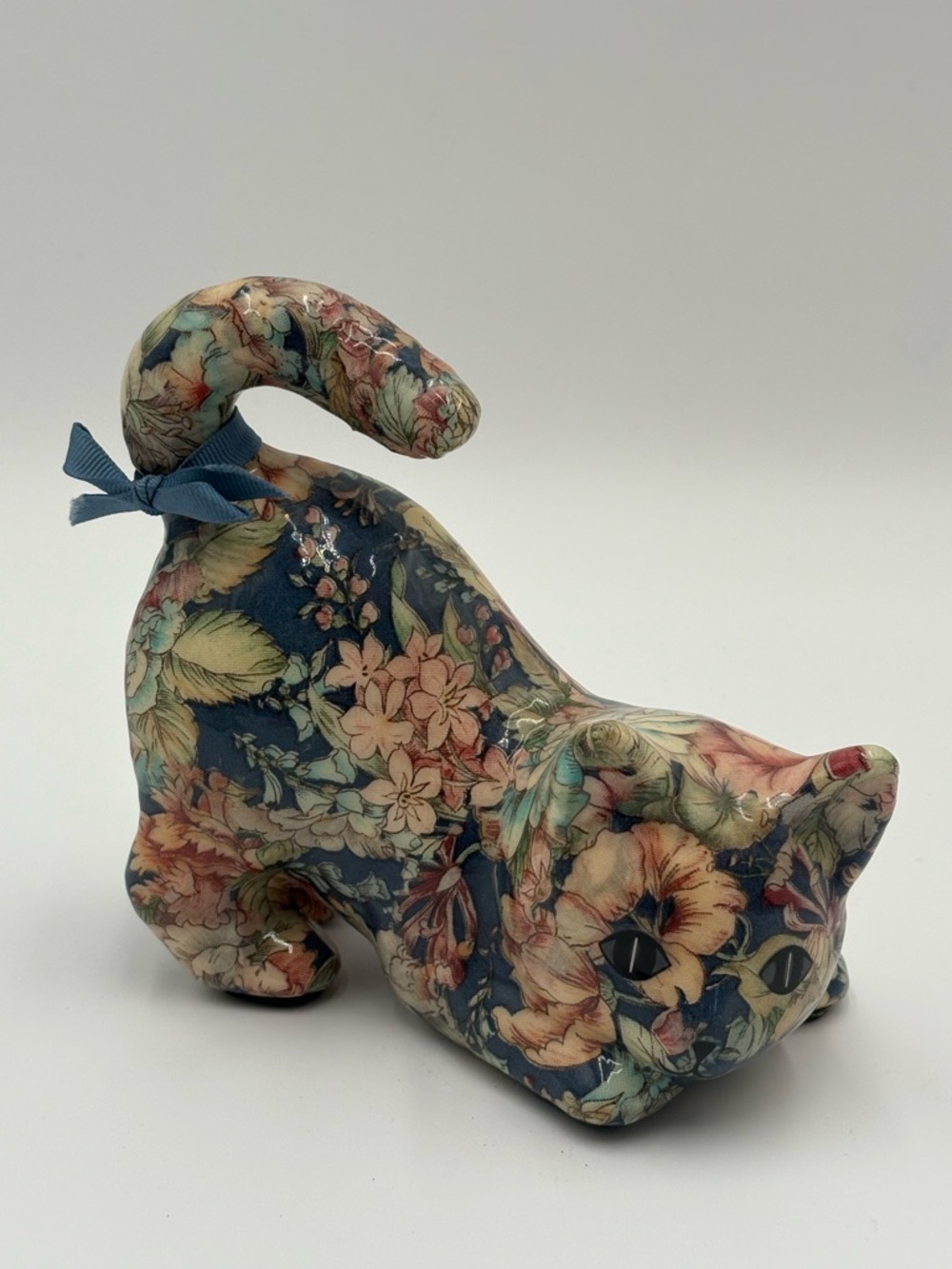 Floral Cat‎ Figurine Resin Decorative Cat Blue Multicolor Vintage Style